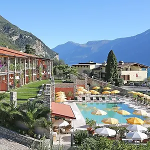 Aparthotel Borgo Dei Limoni - Con Garage