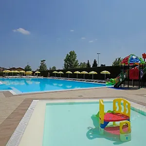 Vakantiepark Villaggio Tiglio